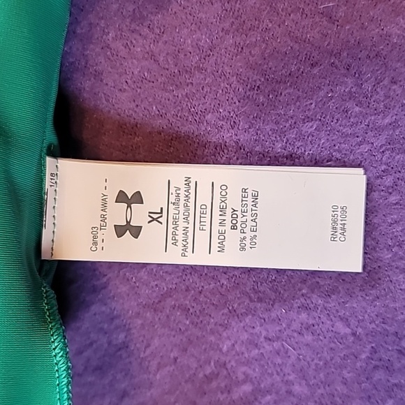 0728. NWTs ~ Under Armour ~ Low Impact ~ Yoga- Pilates-Hiking ~ Removable Pads~ - Picture 8 of 11